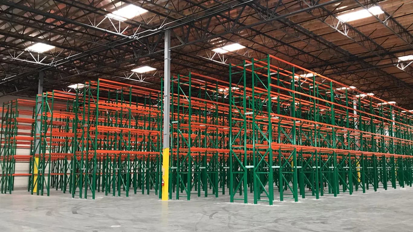 Selective Pallet Racking (wide shot) in Grapevine, TX